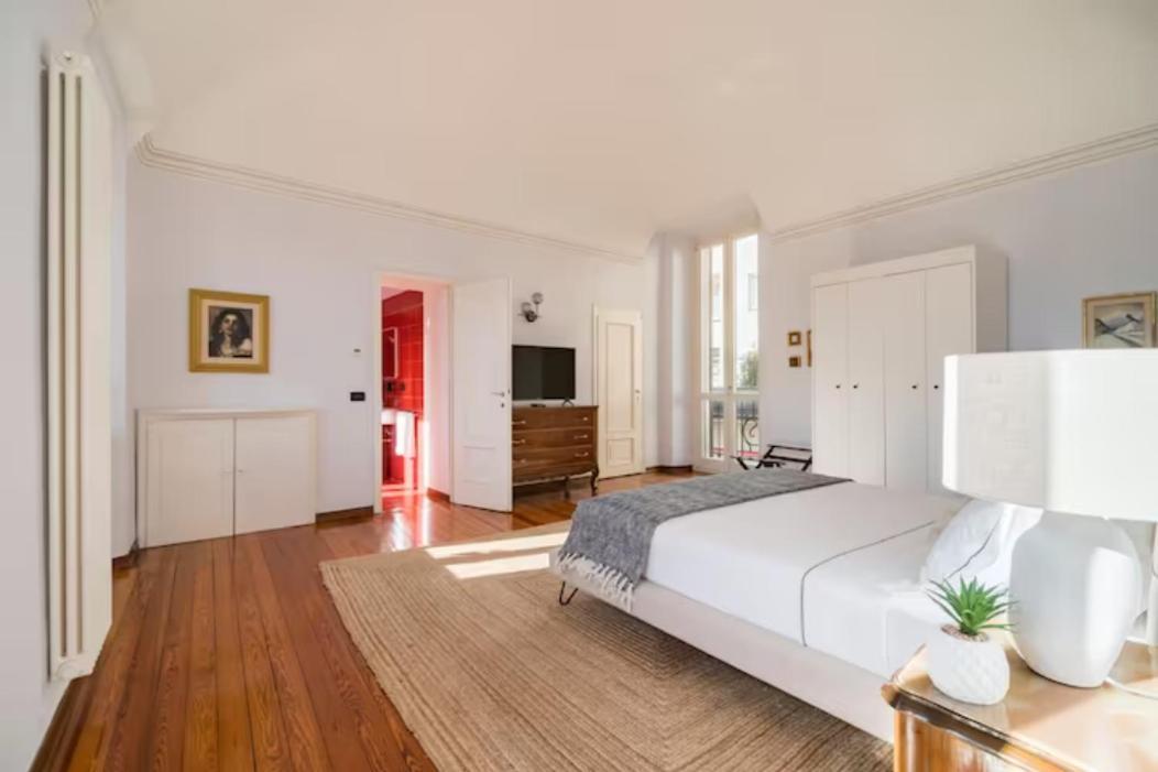 Large, Luxurious Family Apartment In Biella'S Historic Center Zewnętrze zdjęcie